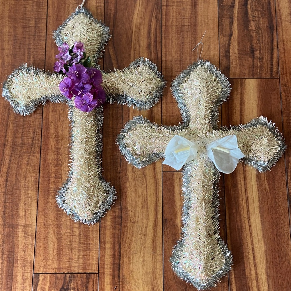 Vintage Easter window decorations EUC